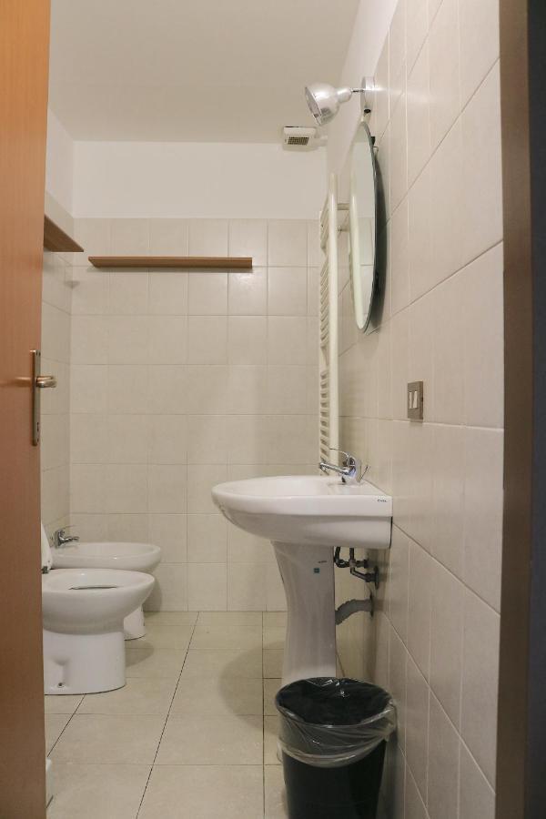 Le Residenze Della Poetessa Apartman Corsico Kültér fotó