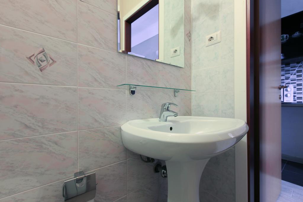 Le Residenze Della Poetessa Apartman Corsico Kültér fotó